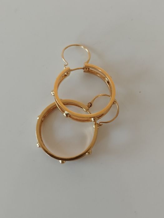 Argolas em ouro de 19,2kt