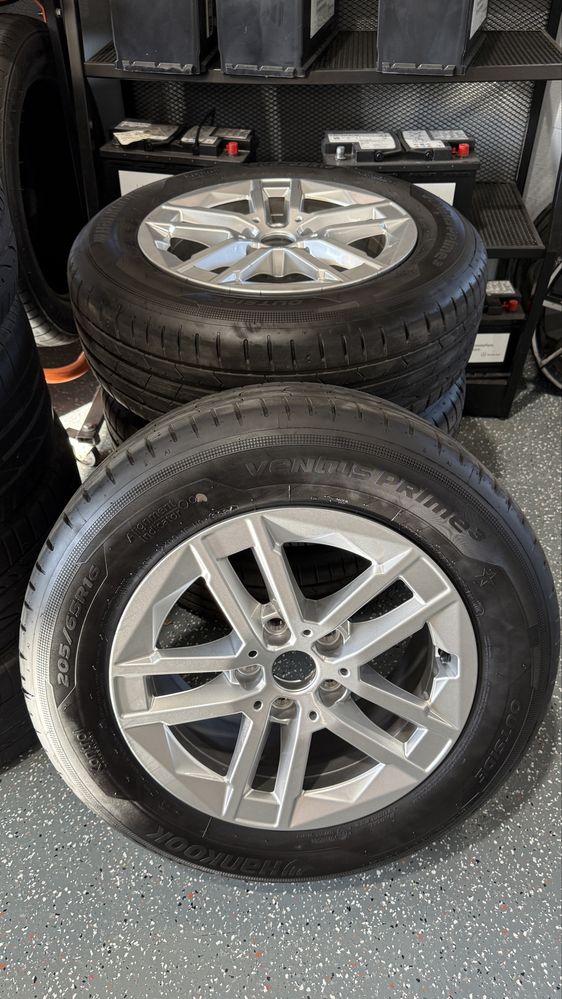 4 Jantes BMW originais e 4 Pneus Hankook (novos)