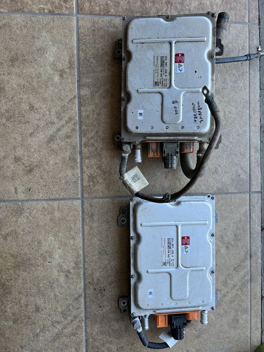 Інвертор фольцванен id4. Інвертор зарядки volkswagen id4. Інвертор id4