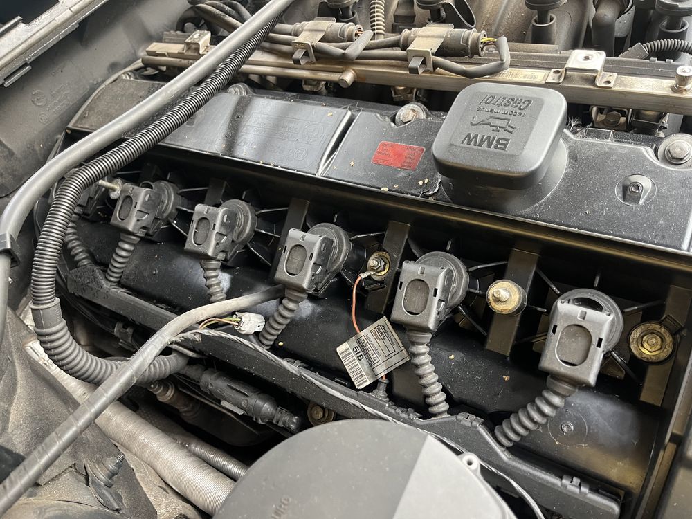Silnik na czesci M54B22 E46 320i E39 520i BMW