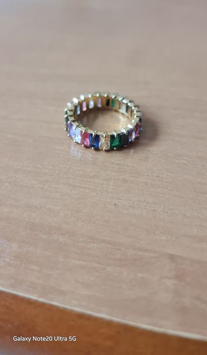 Pierścionek że stali chirurgicznej