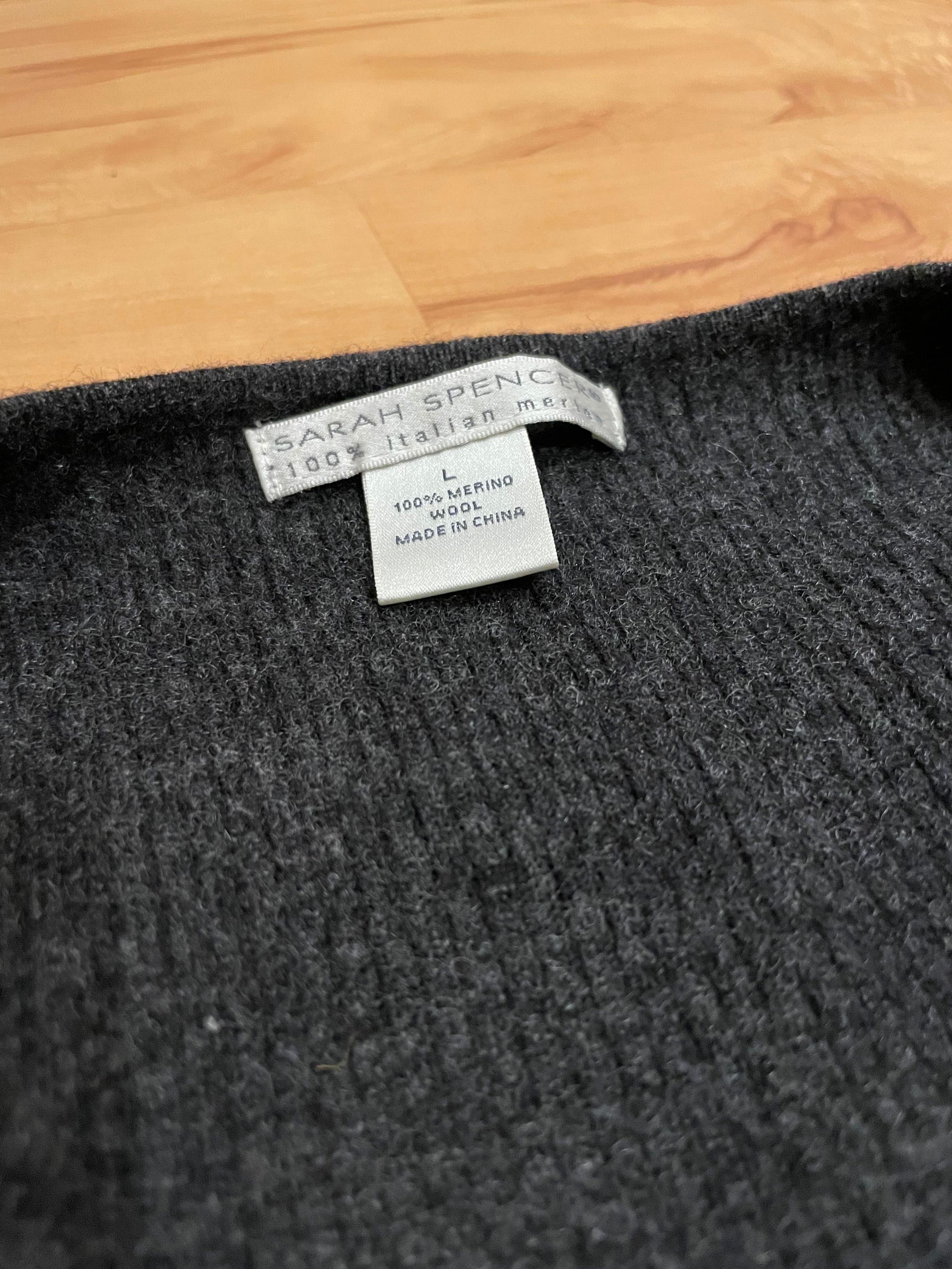 Wełna merino sweter kardigan italian merino L 40 jak nowy
100% wełna