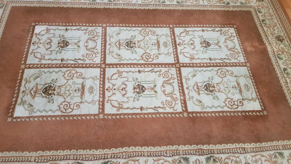 Dywan 200 x 290. Odcienie brązu i beżu.