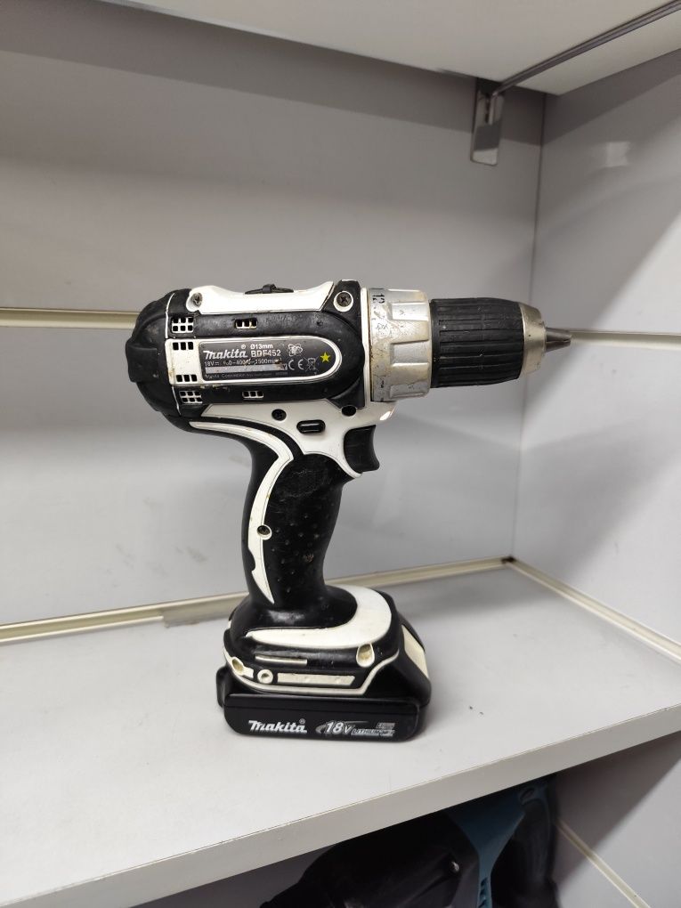 Makita DBF 452 шуруповерт акумуляторний Макіта оригінал