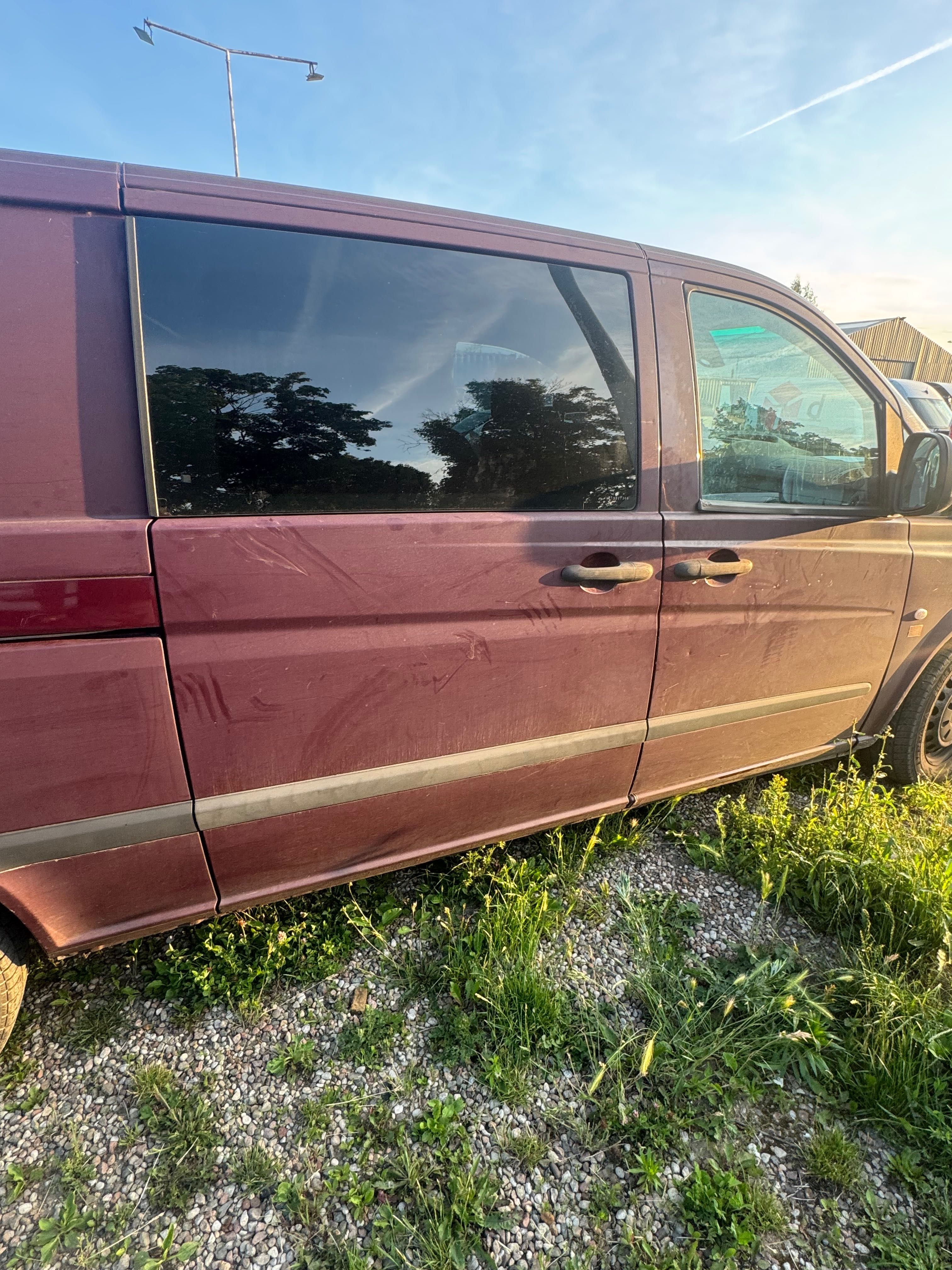 Mercedes vito 639 drzwi przód 3583