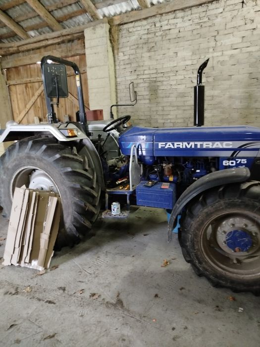 Sprzedam ciągnik farmtrac 6075