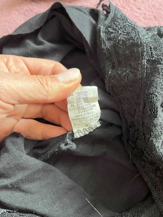 Sukienka wizytowa koronkowa czarna na jedno ramię rozmiar S