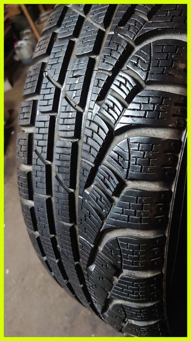 Комплект зимних шин Pirelli Sottozero winter 210 serie 2 205/60 r16