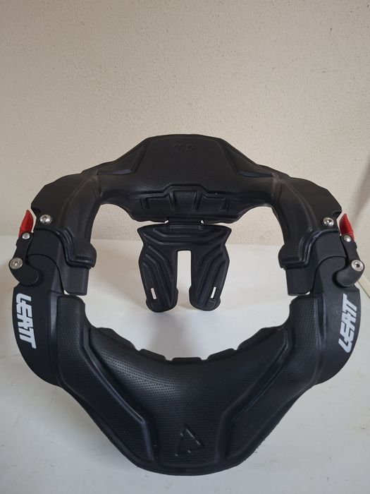 Neck  braces leatt 4.5