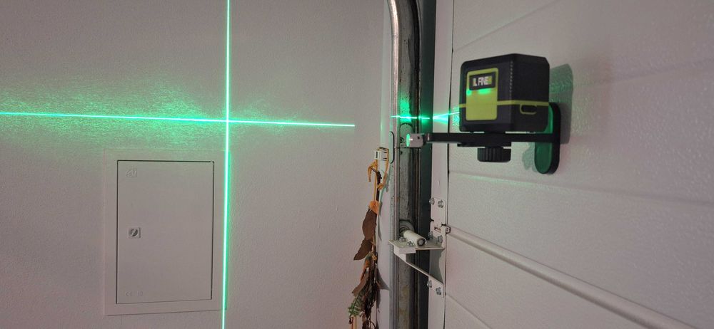 Nível Laser Bateria + suporte íman Auto Nivelamento pladur NOVO