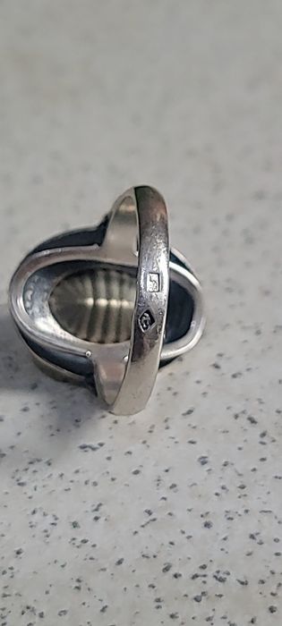 Srebrny pierścionek 925 z topazem