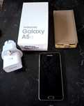telefon Samsung Galaxy A5 z akcesoriami, ekran IDEALNY / stan BDB-
