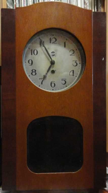 Годинник настінний з маятником 1950-х