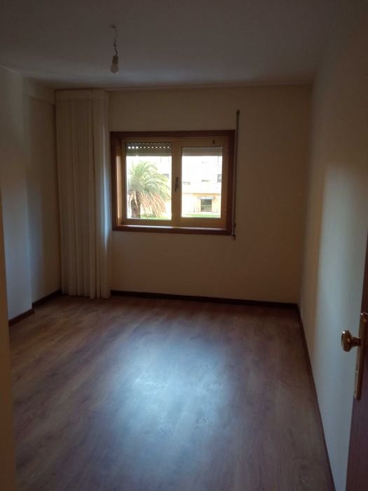 T2 ao hospital Pedro Hispano com lugar de garagem e arrumos!