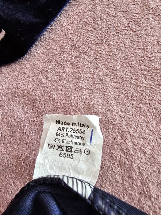 Dres welurowy 146-152. Dla dziewczynki .