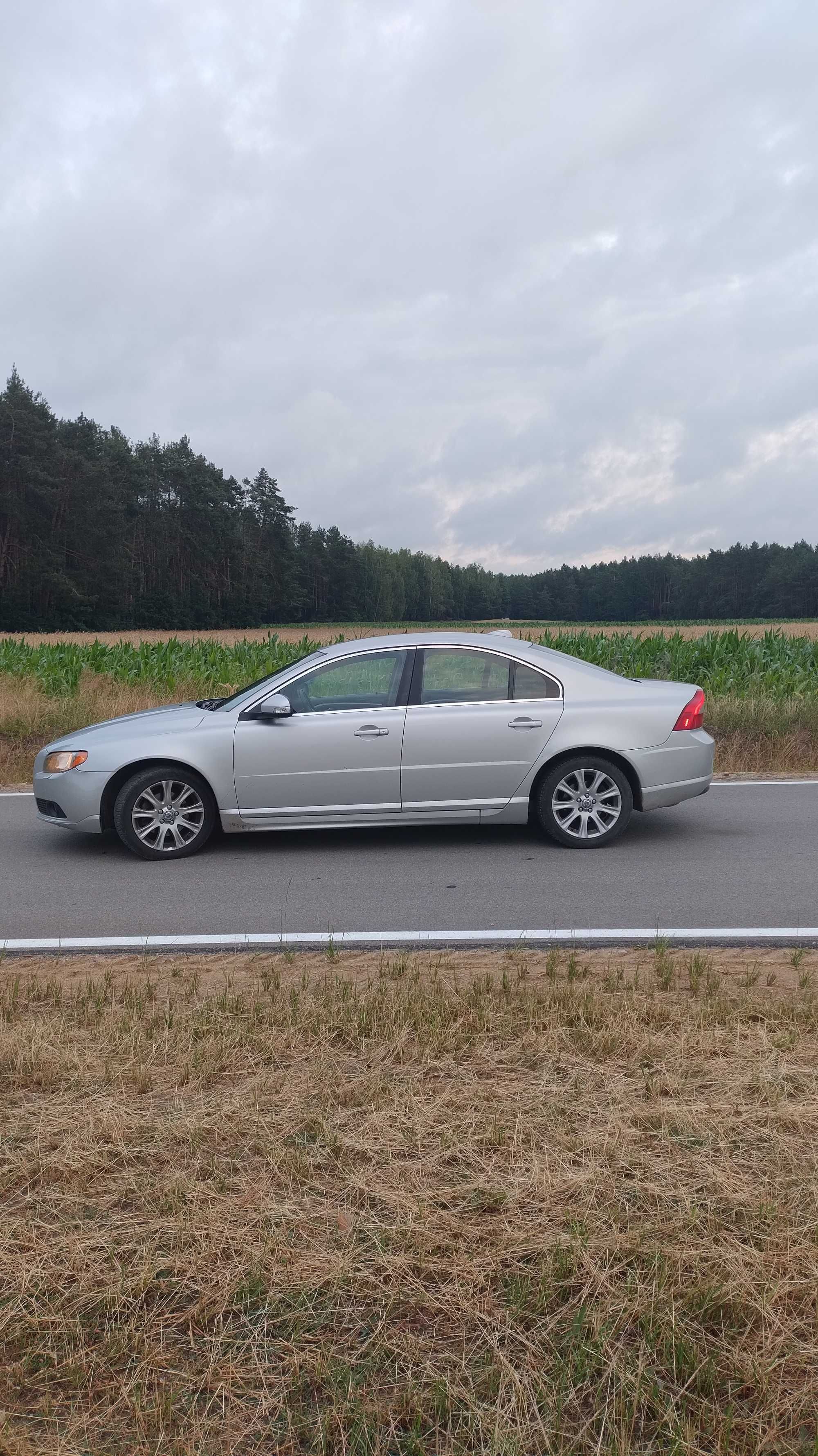 Volvo S80II 2.4 D5 215KM