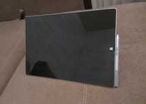 Microsoft Surface Pro 3 12.2" QHD i3-4020Y 4/64Gb