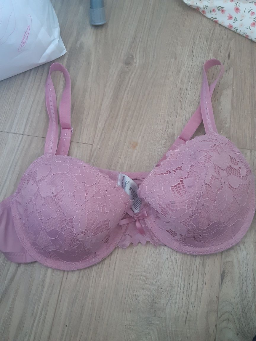 Biustonosze damskie rozm.75-80C