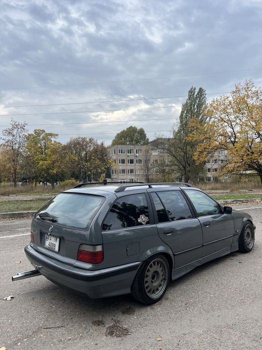 Продам BMW e36 Touring Рестайлинг