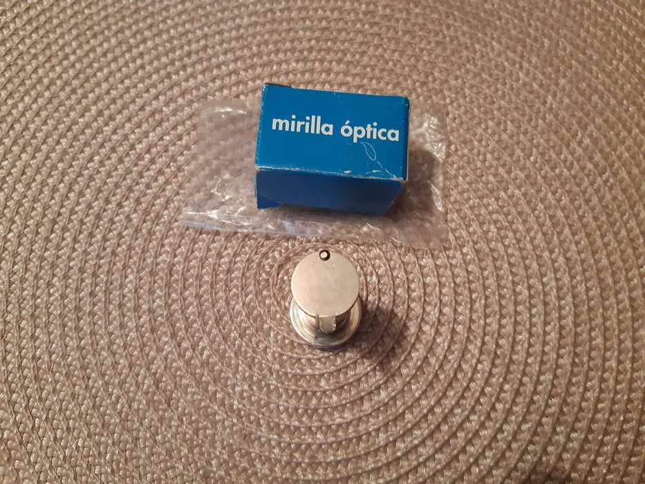 Wizjer do drzwi szerokokątny-regulowany.