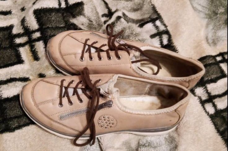 Обувь женская в идеальном состоянии