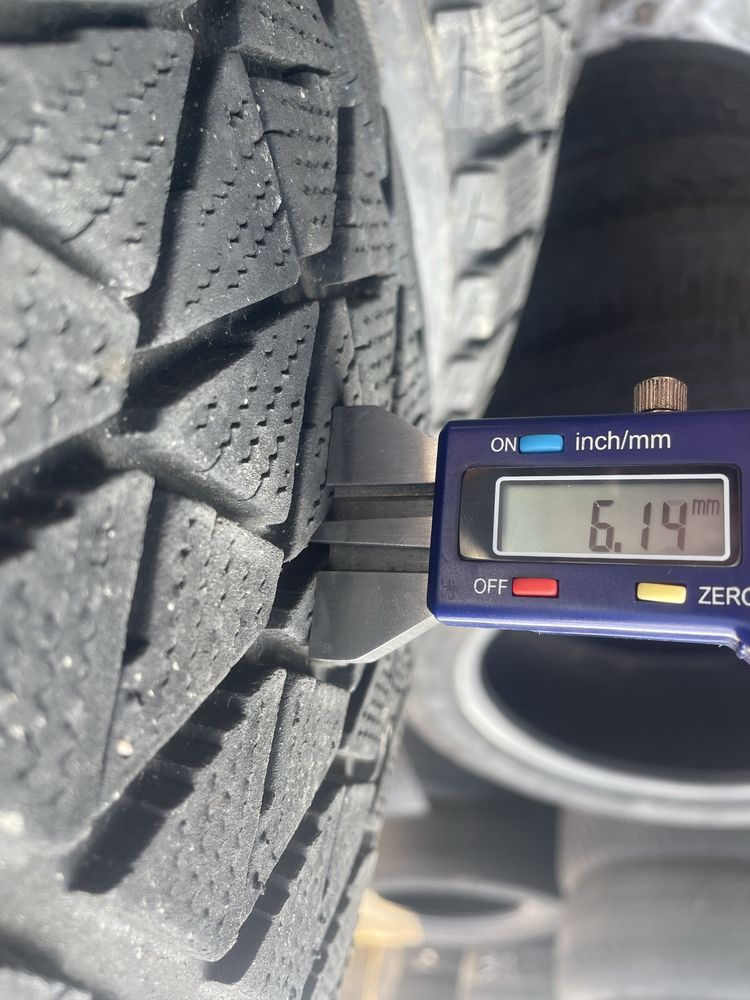 Шины зимние 275/45/20 Bridgestone Blizzak DM-V2