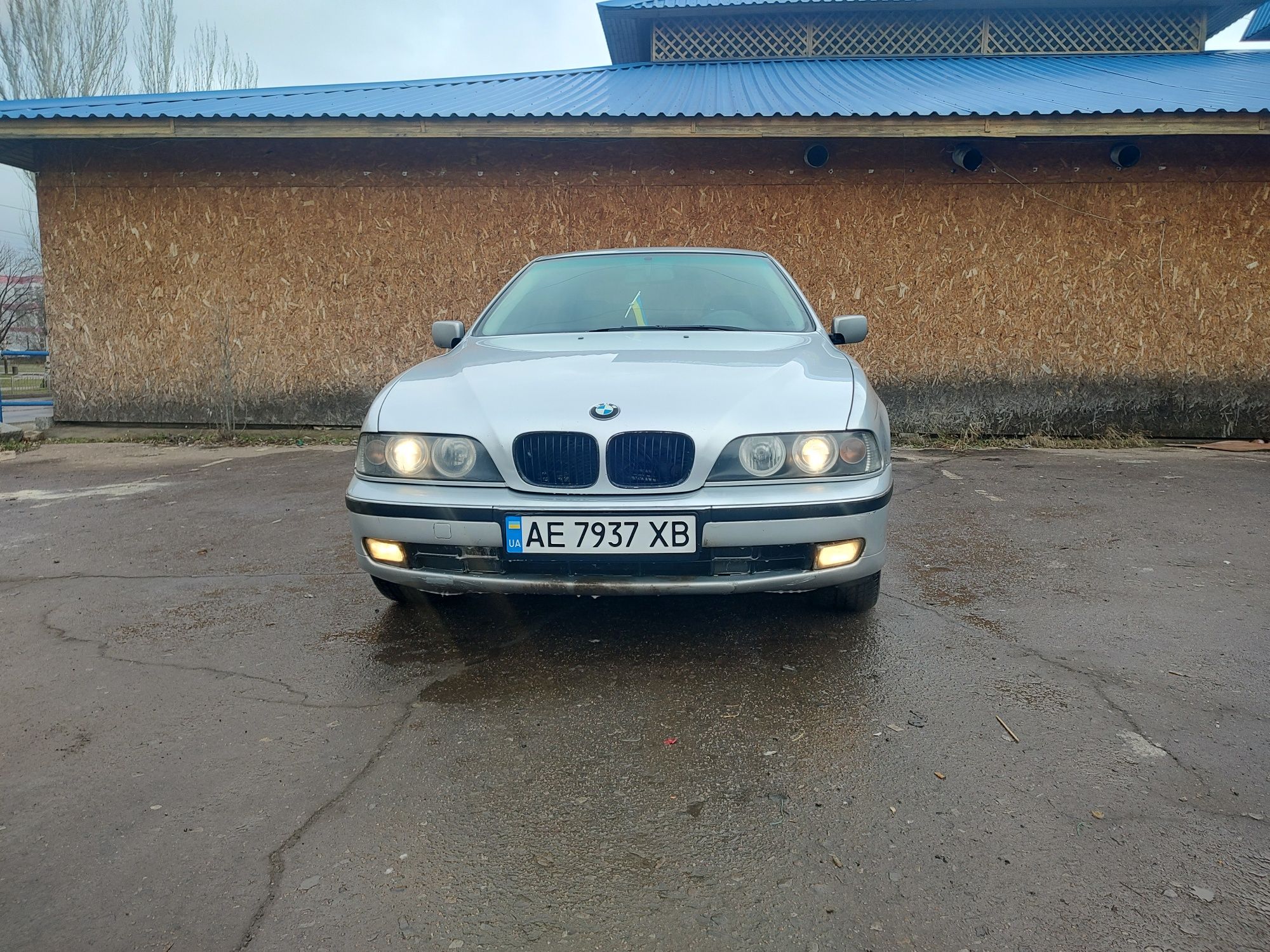 Продам BMW 5 series