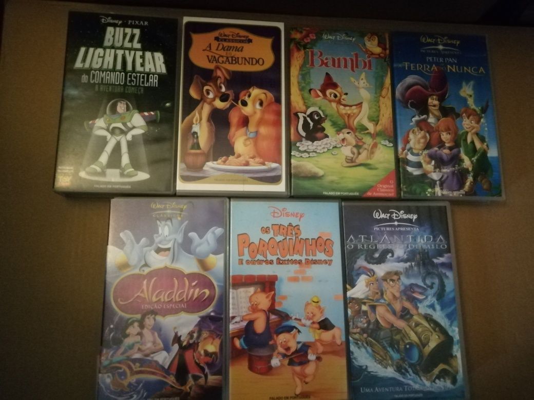 VHS Disney, Looney Toons etc