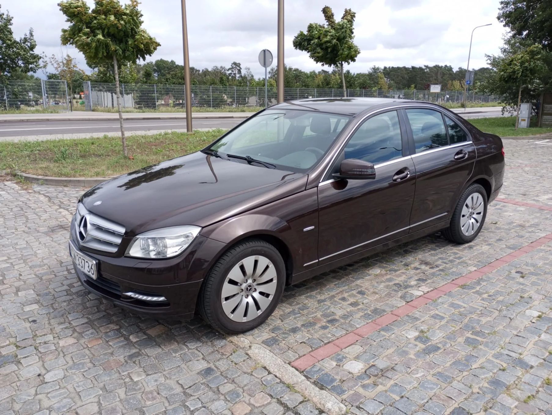 Mercedes-Benz Klasa C Mercedes-Benz Klasa C 180 CGI Automatik BlueEFFICIENCY