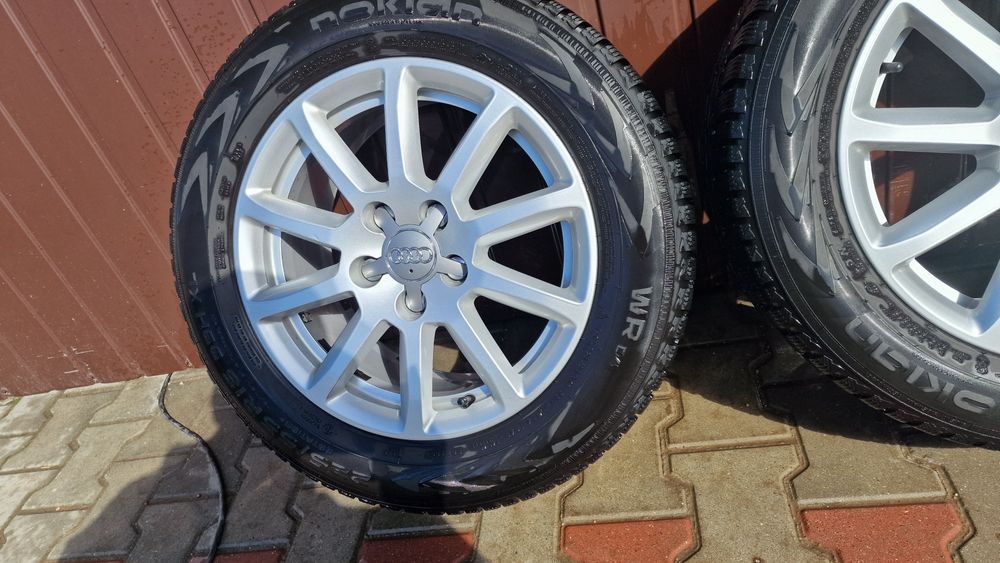 Sprzedam koła zimowe 225 55 R16 Nokian