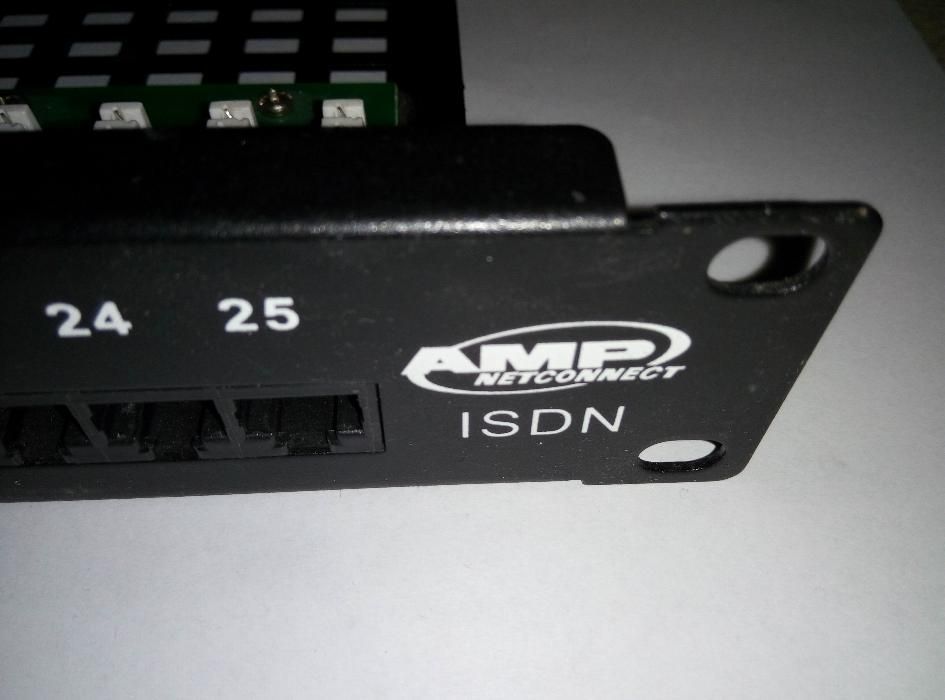 Патч панель AMP UTP RJ45 телефонная кат.3 25-порт.19" 1U