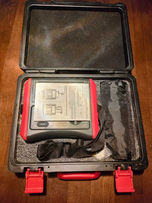 Miernik parametrów instalacji elektrycznych UNI-T - model UT593