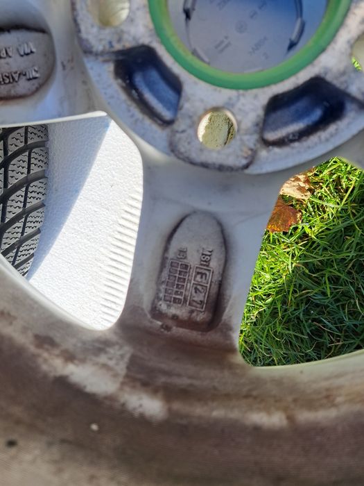 Koła zimowe na alufelgach 195/65 R15
