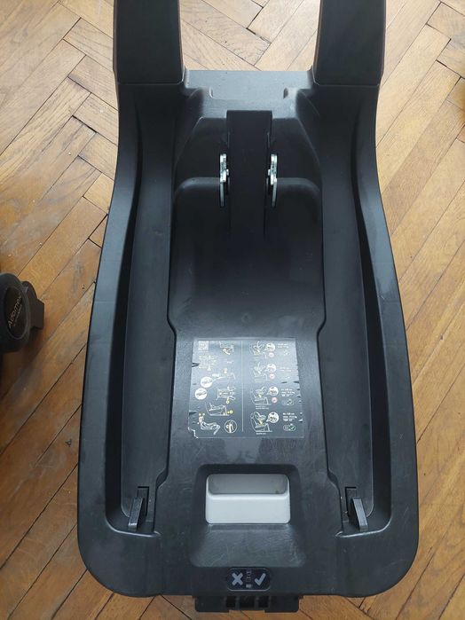 Fotelik samochodowy z bazą isofix