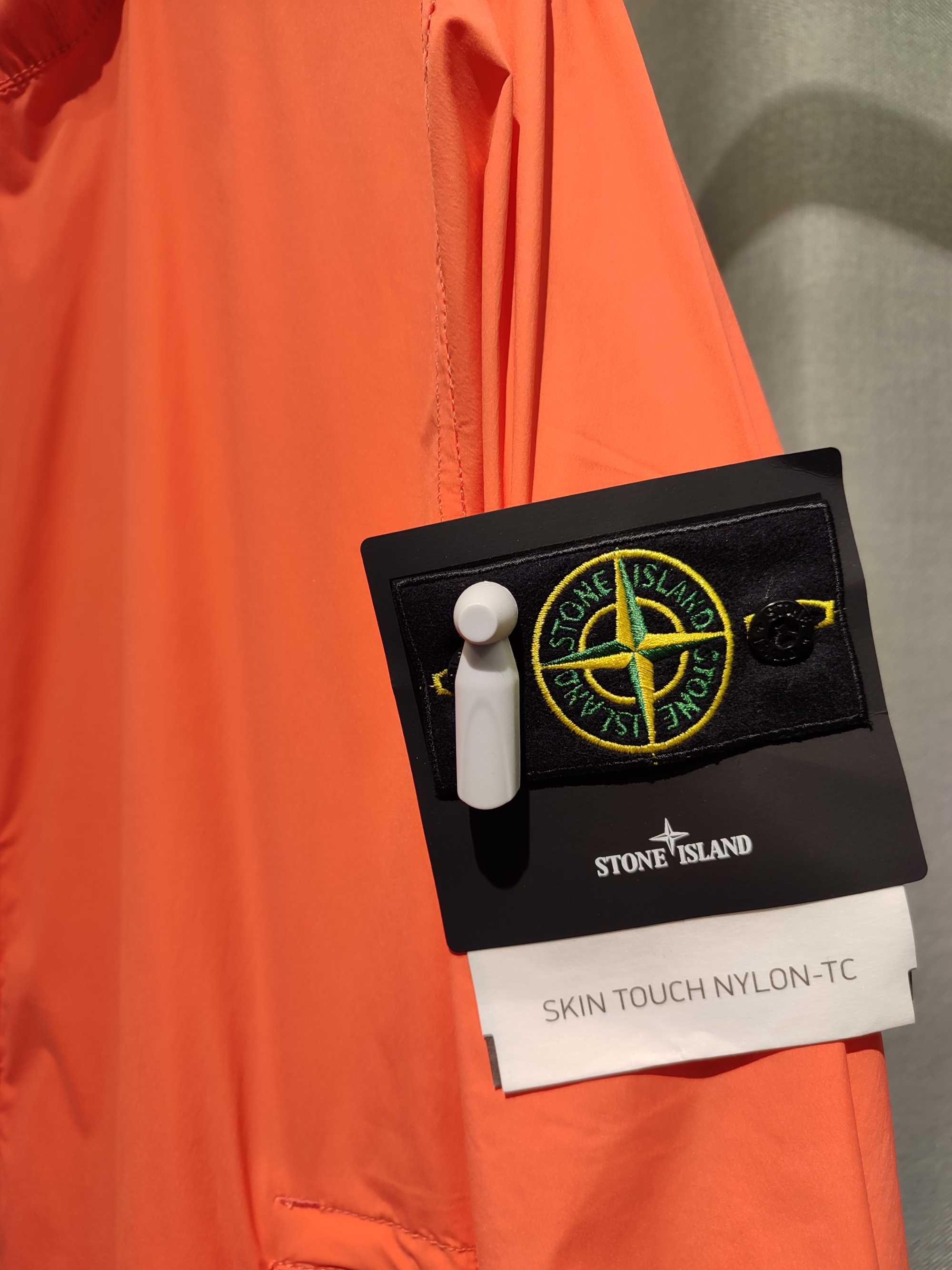 STONE ISLAND 43831 Nylon-TC Packable Lightweight Hood Jacket Orange