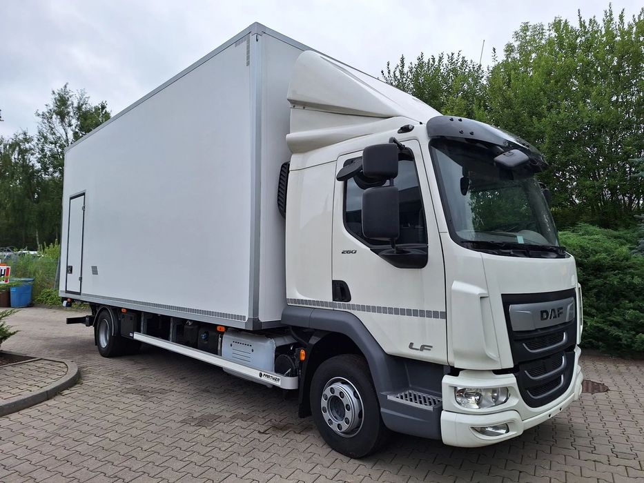 DAF LF 260 FA  260KM | 4x2 | Kontener 6600/2450/2800mm | winda - od ręki!