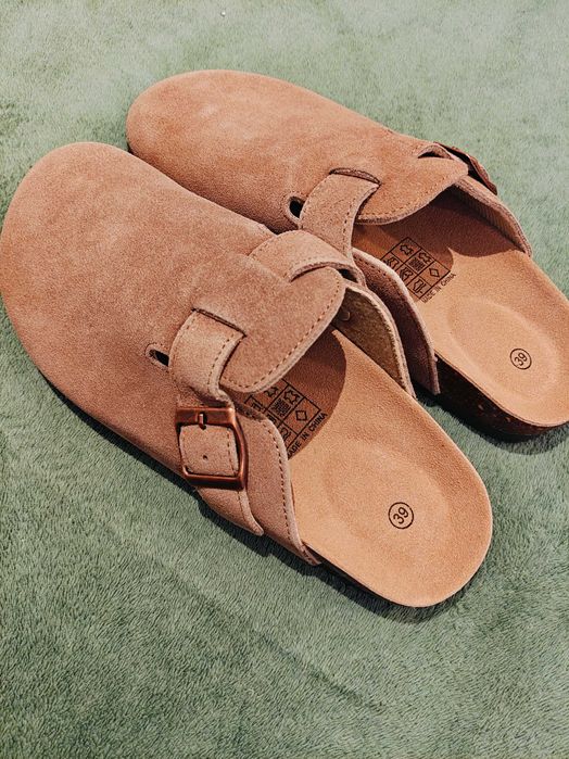 Damskie pluszowe klapki