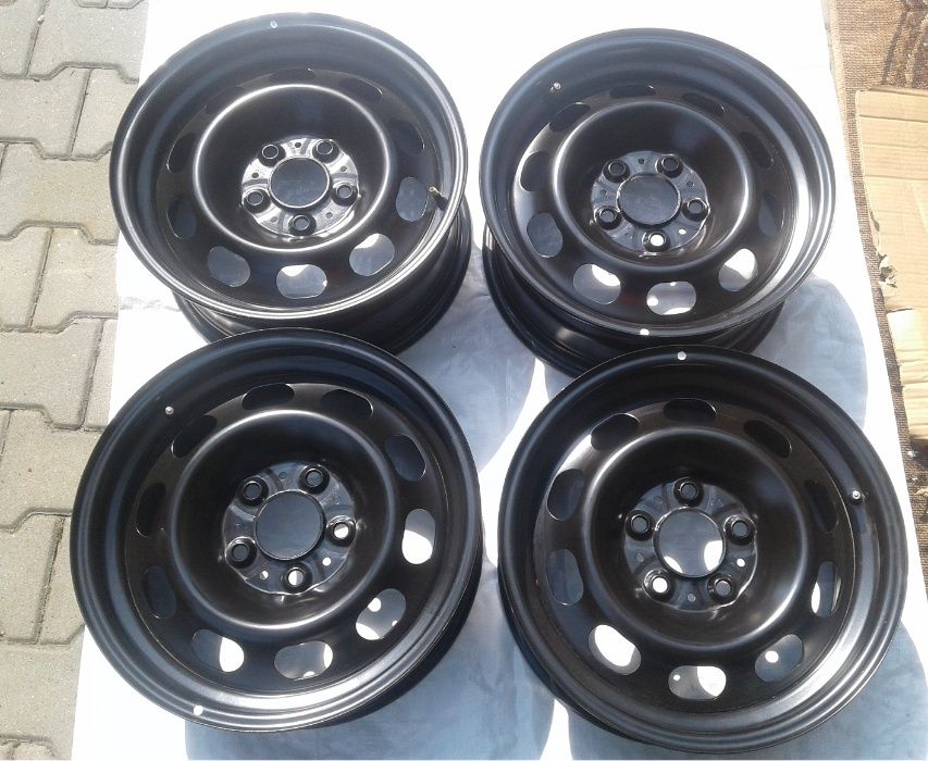 4 Nowe Oryginalne Felgi Stalowe BMW 1 X1 E84 7Jx16H2 IS31 ET32 5x120