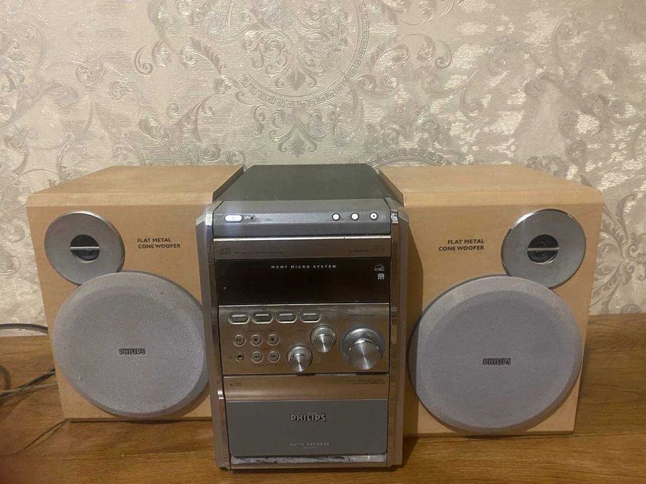 Музыкальный центр Philips