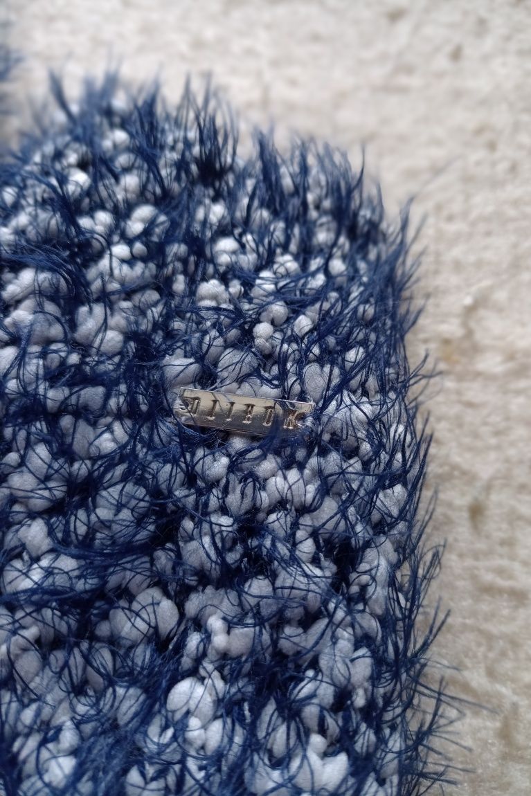 Sweter Mohito niebieski cieniowany, ombre, z włóczki "trawka"