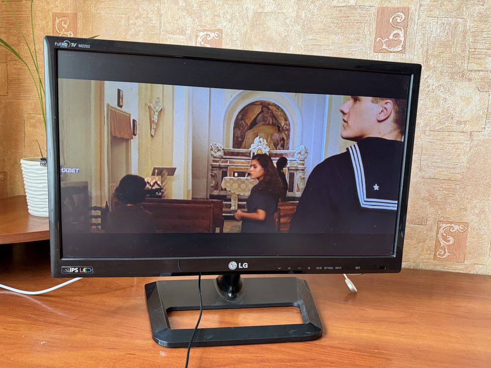 Телевизор Samsung M2252D 21 дюйм Монитор Компактный