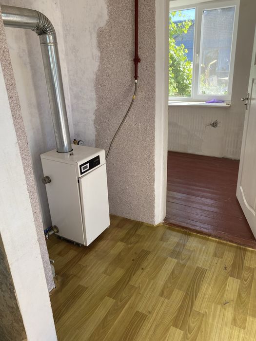 Продам просторий будинок у Апостолівській громаді