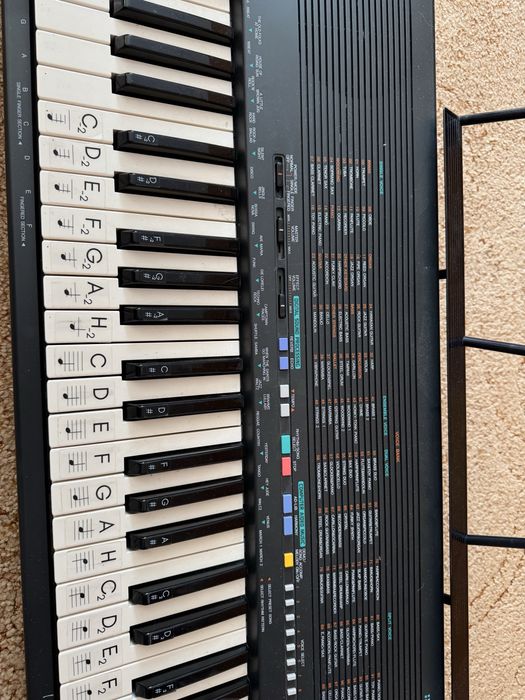 Keyboard yamaha PSR - 18