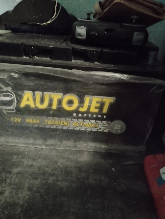 Продам акамулятор 100 амперник
