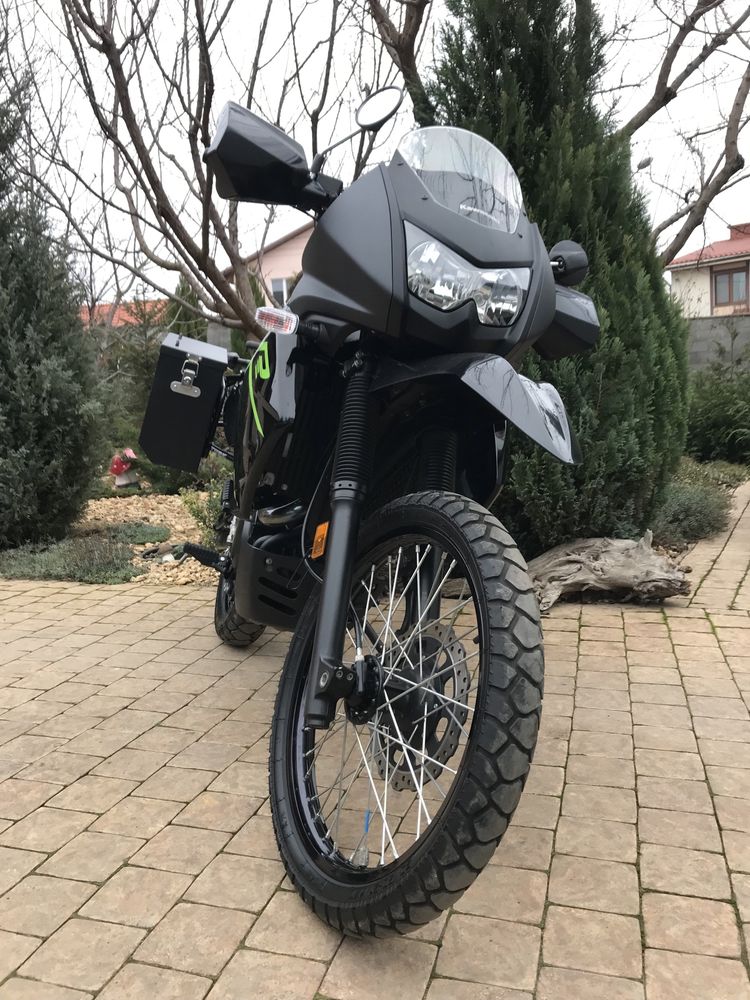 Продам Kawasaki KLR 650 16 года, без пробега по Украине.