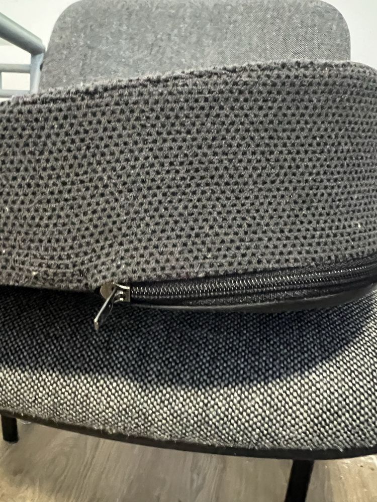 Ergonomiczna  , wysokiej jakości skandynawskiej produkcji , poduszka .