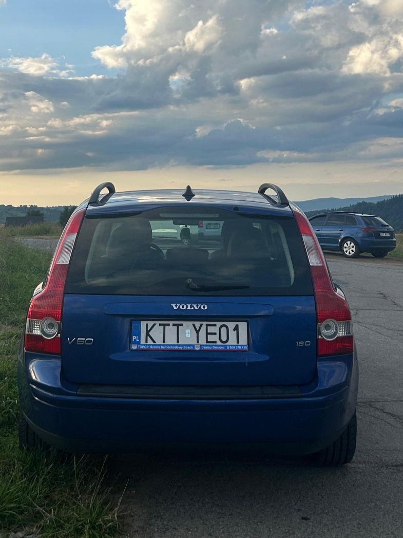 PILNIE SPRZEDAM Piękne Volvo V50 1,6D 2006r w ciągłym użytkowaniu!