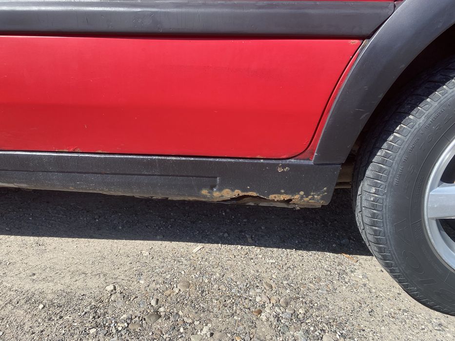 Робоча конячка Golf III терміново