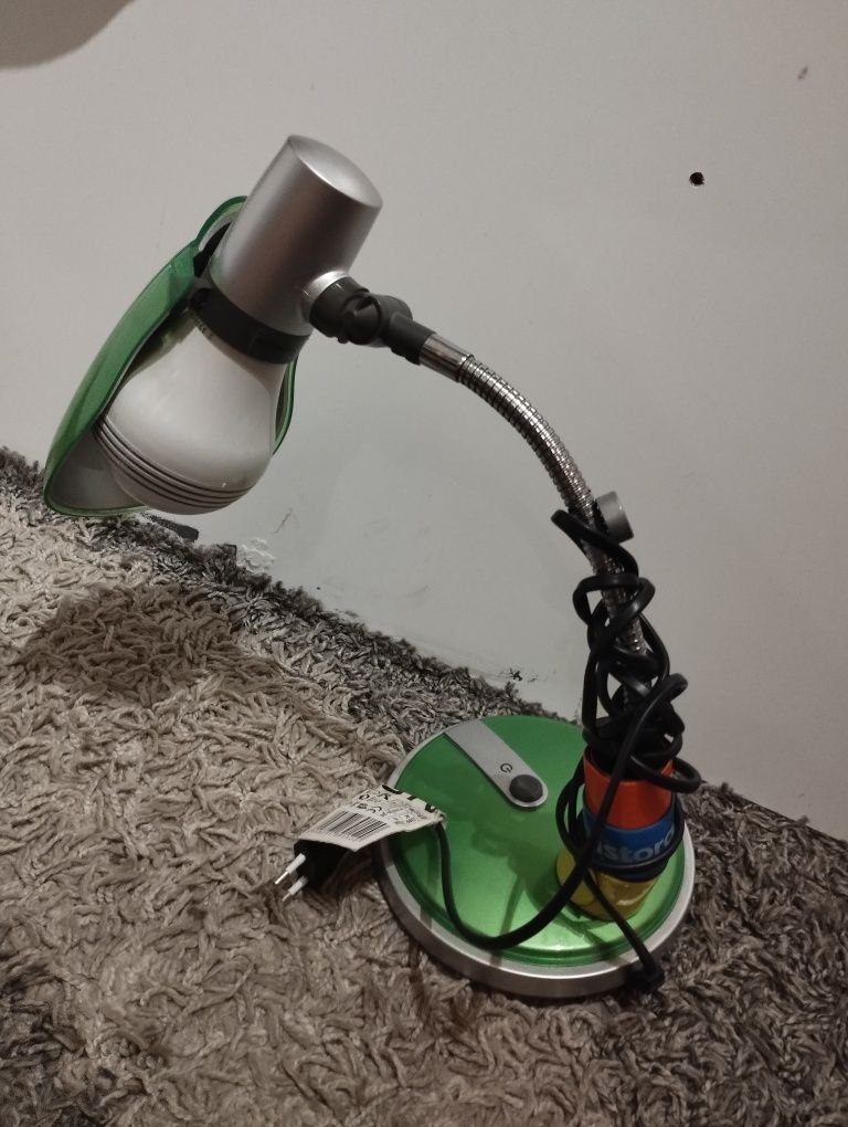 Lampka do pokoju