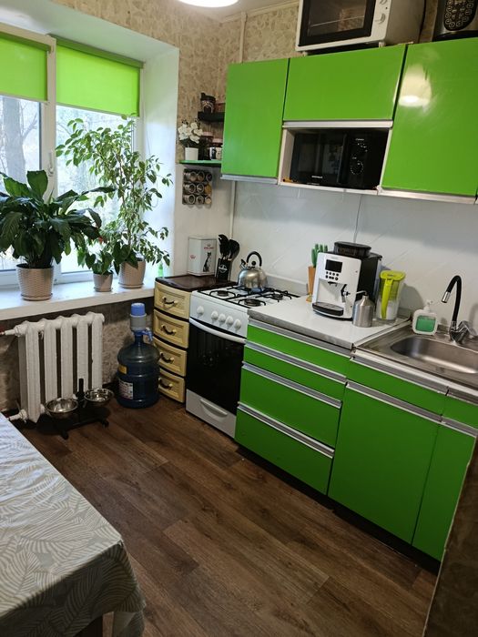 Продам 1 к кв Правый берег